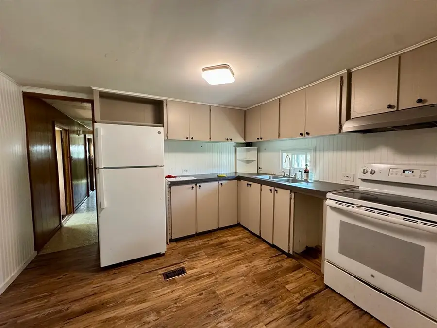 350 West St #41, Ludlow, MA 01056 - #3