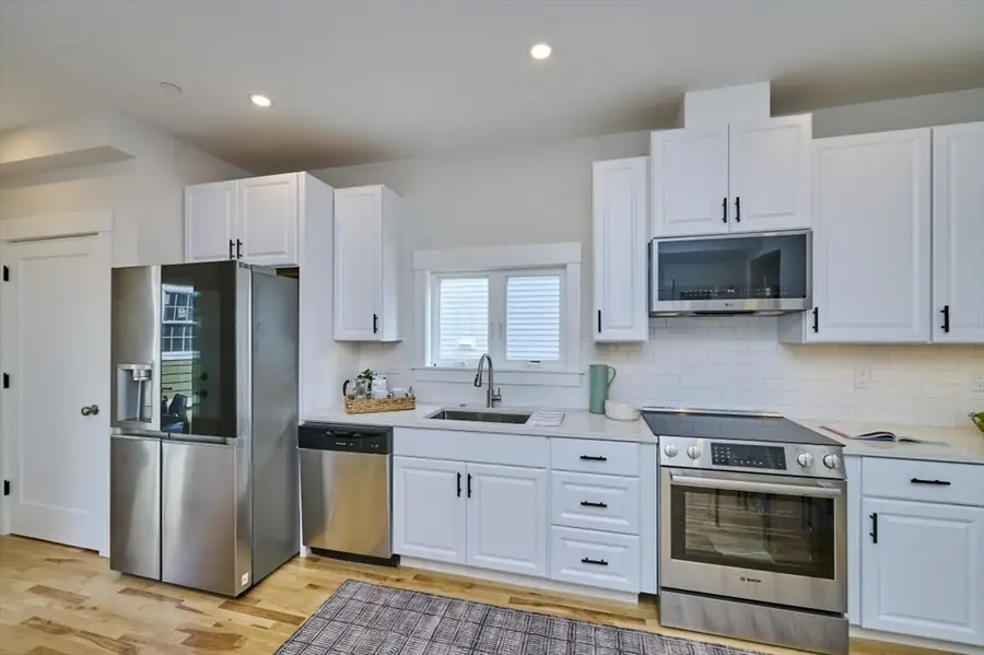 17 Macarthur Street, Somerville, MA 02143 - #3