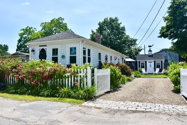30 Thirteenth St, Wareham, MA 02558
