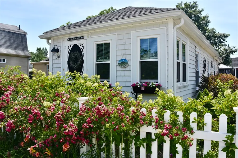 30 Thirteenth St, Onset, MA 02558 - #2