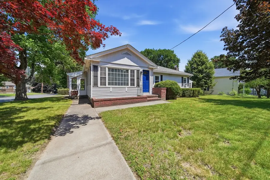 16 Baremeadow St, Methuen, MA 01844 - #2