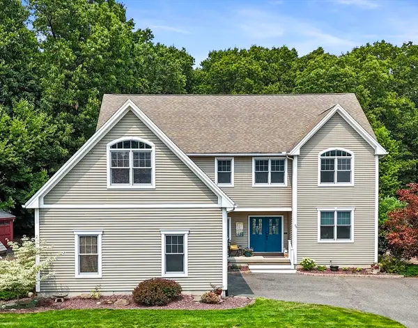 48 Landing Drive, Chicopee, MA 01020