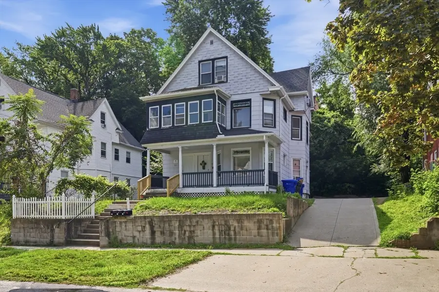 51-53 Leyfred Ter, Springfield, MA 01108 - #2