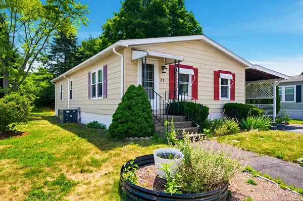 27 Castle Road #153, Attleboro, MA 02703