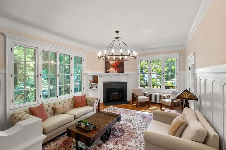 601 Walnut St, Newton, MA 02460 - #2