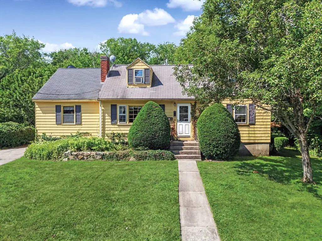 201 Stone St, Walpole, MA 02081 - #1