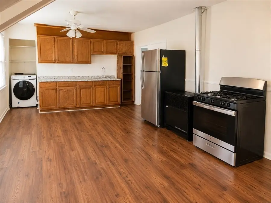 28 Richmond St, Blackstone, MA 01504 - #2