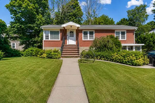 65 Fowler St, Randolph, MA 02368
