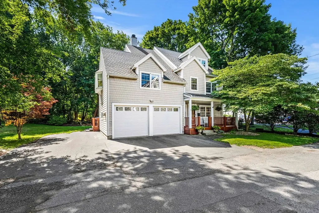 11 Woodbury Ct, Salem, MA 01970 - #1