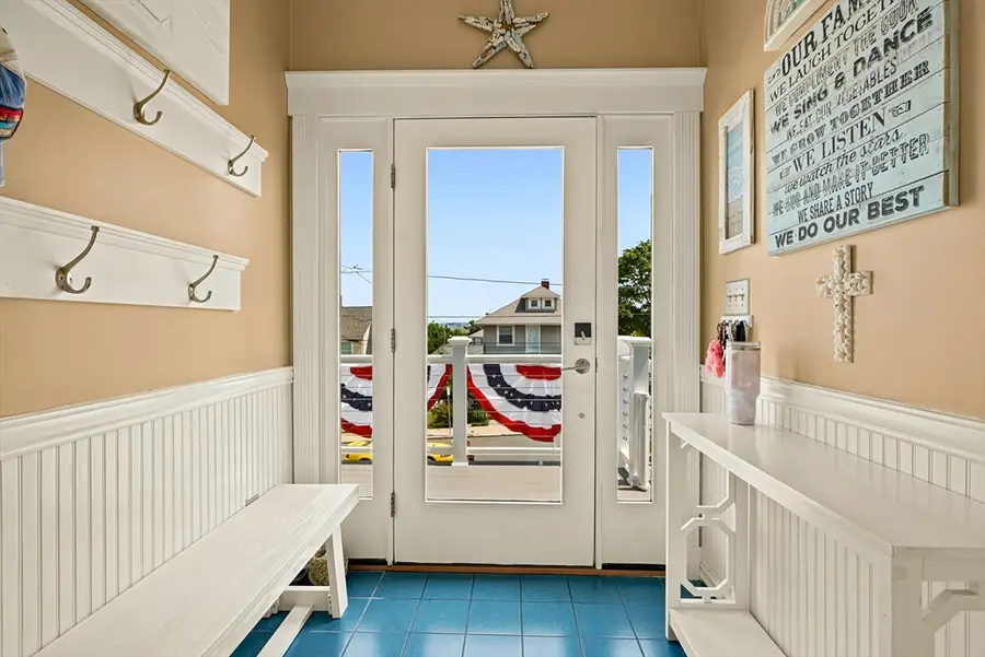 50 Floyd St, Winthrop, MA 02152 - #2