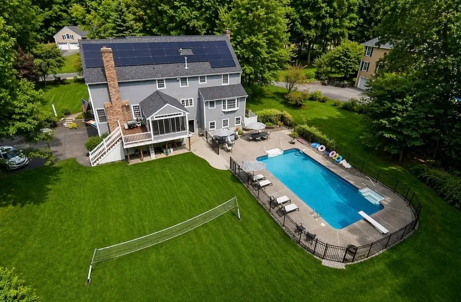 39 Spring Hill Rd, North Andover, MA 01845 - #2