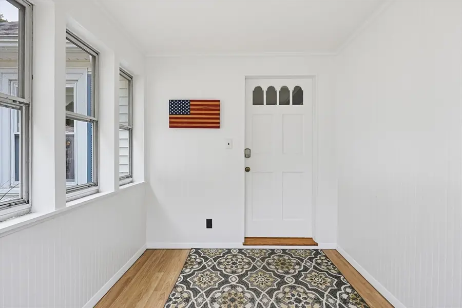 24 Oak St, Medfield, MA 02052 - #2