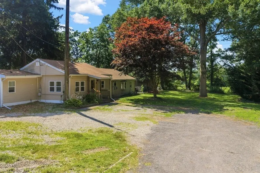 8 Martel St, Acushnet, MA 02743 - #2