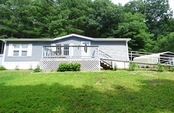 2 Deerwood Lane, Wales, MA 01081