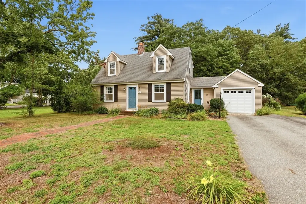 29 Stedman St, Chelmsford, MA 01824 - #1