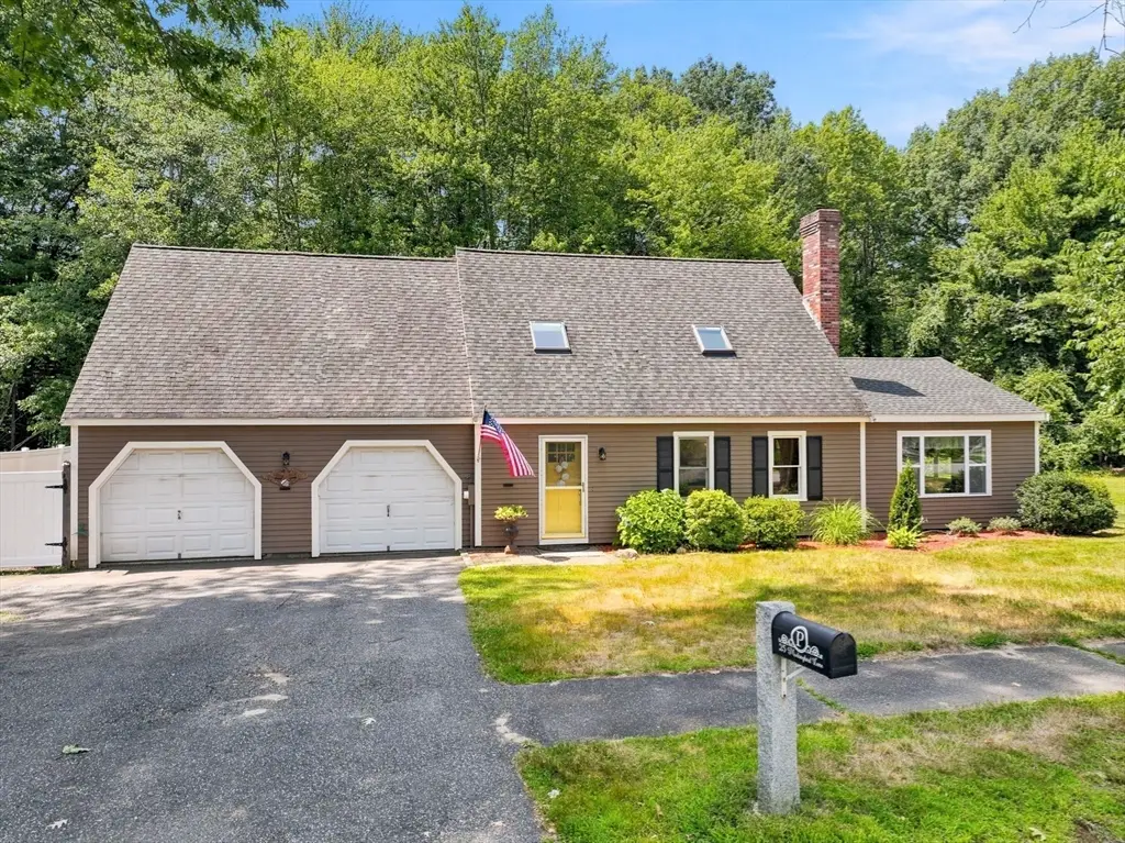 25 Mockingbird Ln, Maynard, MA 01754 - #1
