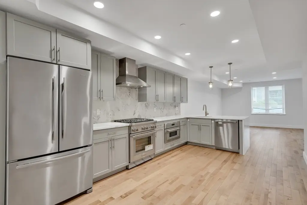 50 Hichborn St #308, Boston, MA 02135 - #1