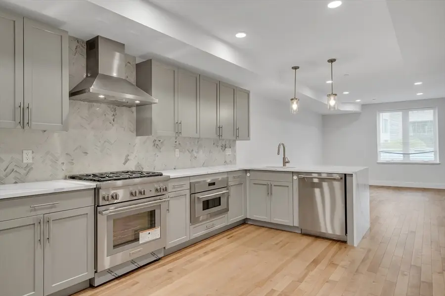 50 Hichborn St #308, Boston, MA 02135 - #2
