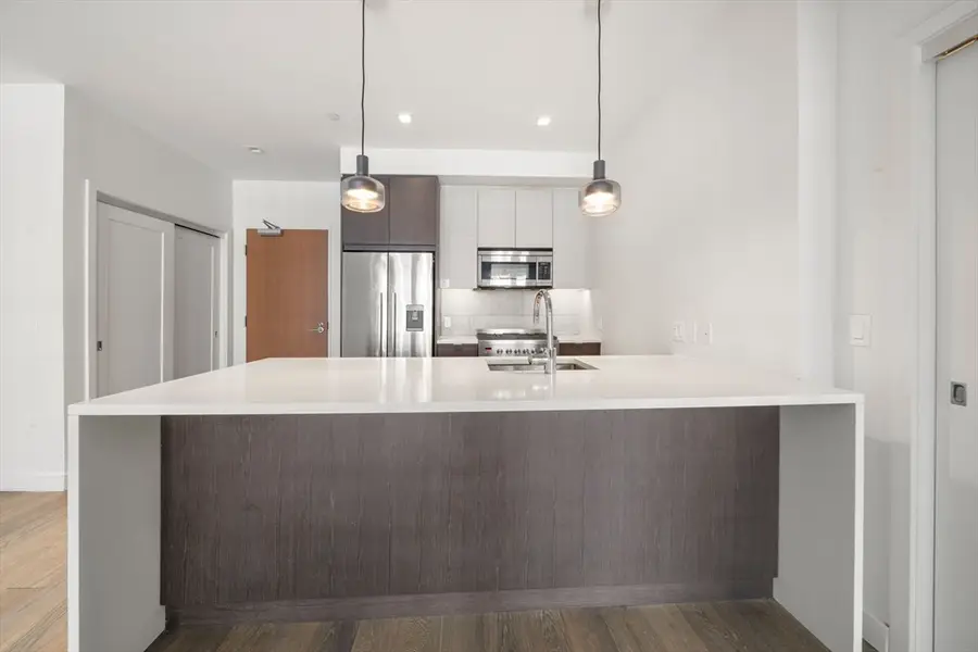 375 Canal St #1102, Somerville, MA 02145 - #3