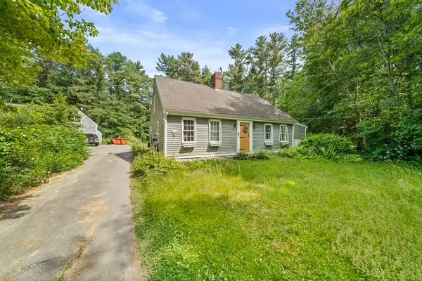 350 Elm St, Kingston, MA 02364
