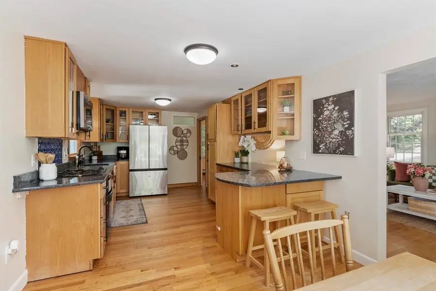 215 Middle Rd, Boxborough, MA 01719 - #3