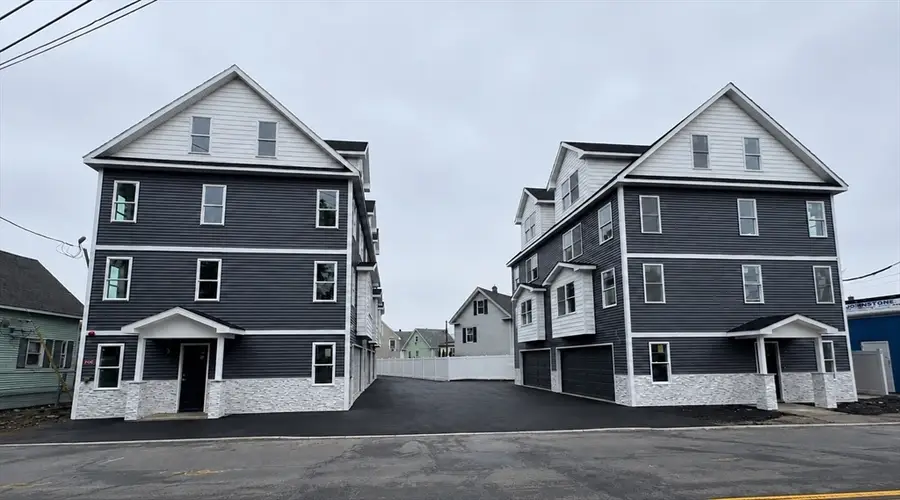 562 Gorham Street #02, Lowell, MA 01852 - #3