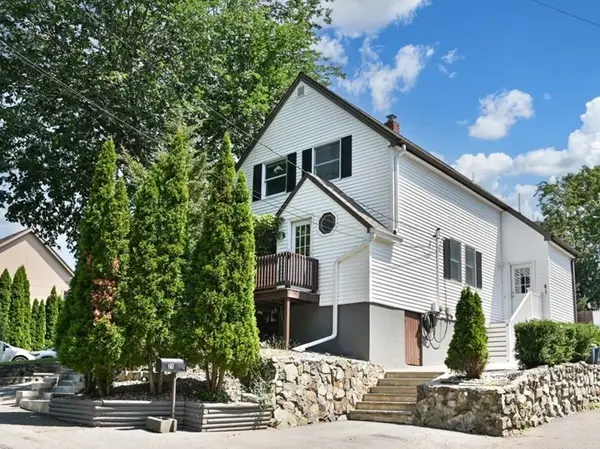 25 Ledge Street, Melrose, MA 02176