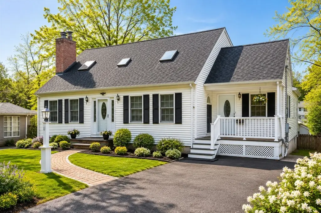 11 Stonewood Ln, Braintree, MA 02184 - #1
