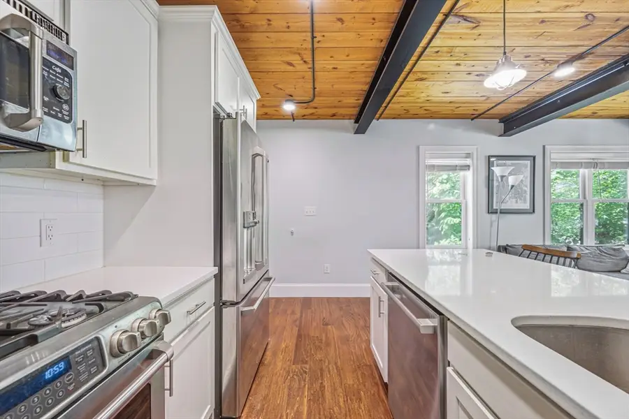 192 Raymond St #4, Cambridge, MA 02140 - #3
