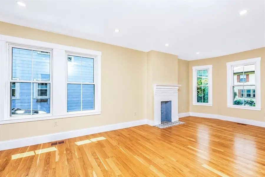 43 Taft Ave, Newton, MA 02465 - #3