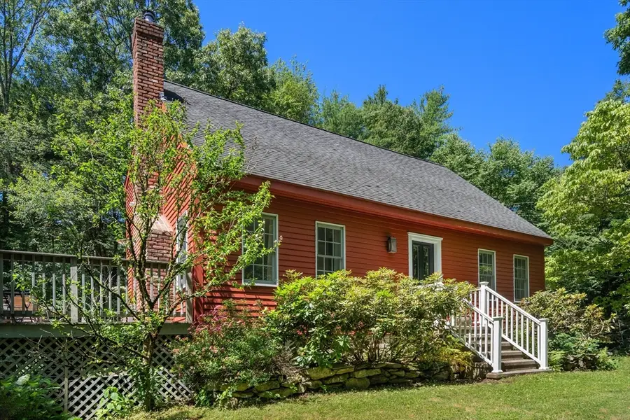 130 Burlingame Rd, Charlton, MA 01507 - #3