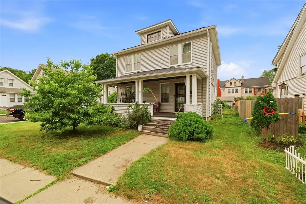39 Claremont Ave, Holyoke, MA 01040 - #1
