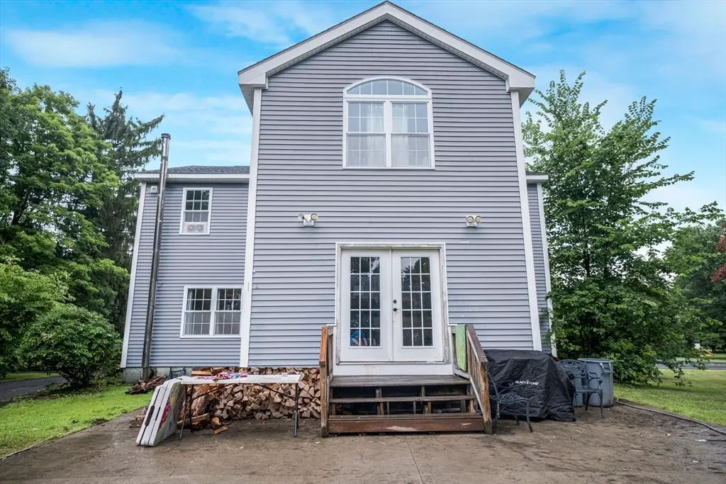 475 Somers, East Longmeadow, MA 01028 - #1