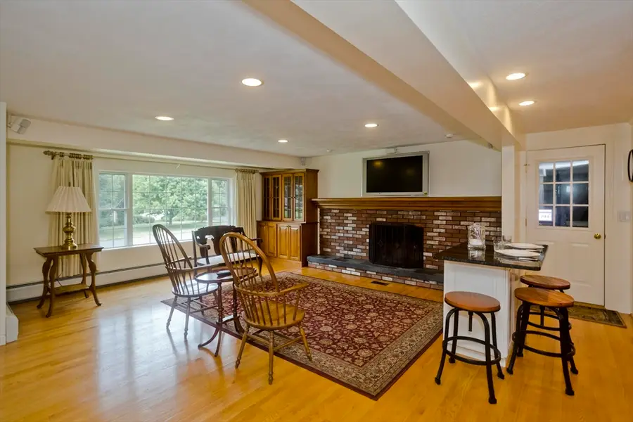 210 Steiger Dr, Westfield, MA 01085 - #2