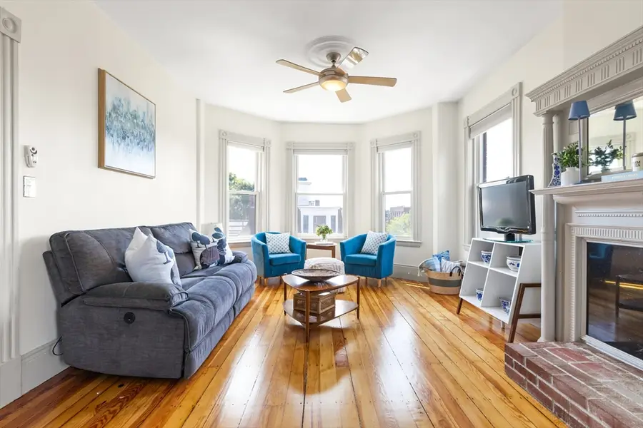 100 Broadway #5, Chelsea, MA 02150 - #2