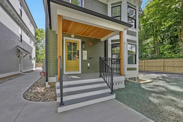 14 Garfield St. #B1, Northampton, MA 01062