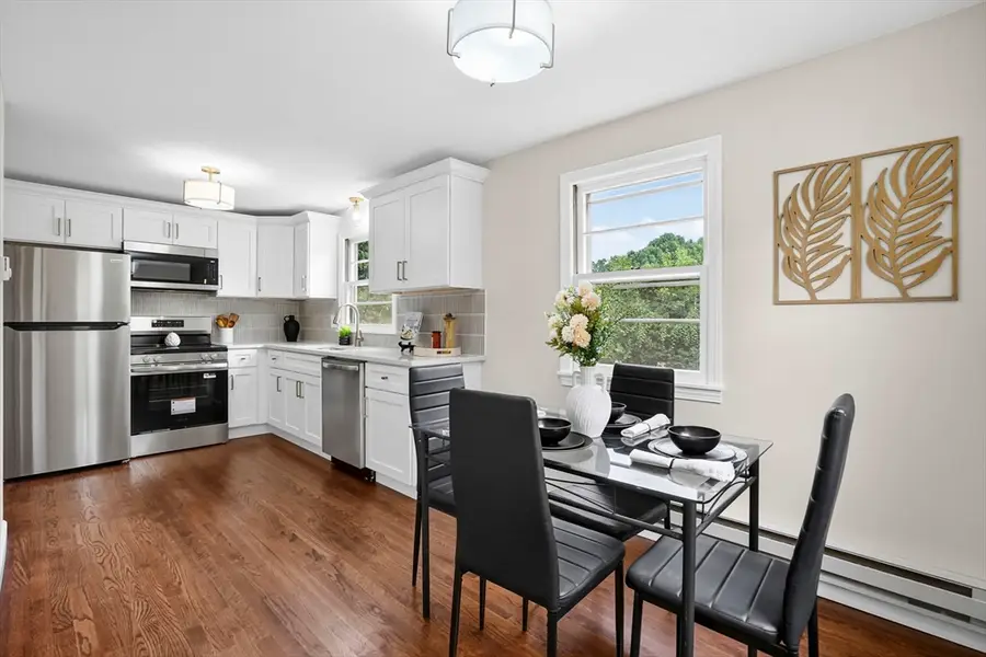 31 Kellogg Ave, Feeding Hills, MA 01030 - #3