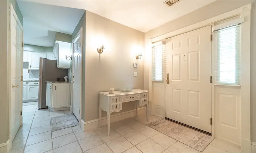 52 Burns Mdw #52, Longmeadow, MA 01106 - #2