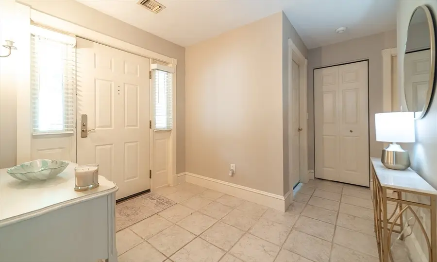 52 Burns Mdw #52, Longmeadow, MA 01106 - #3