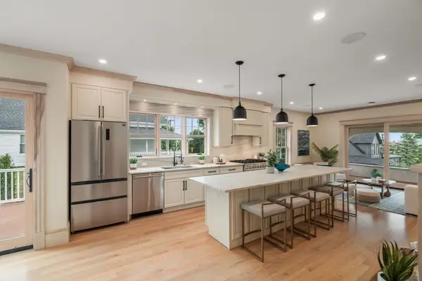 73 Main Street, Hull, MA 02045