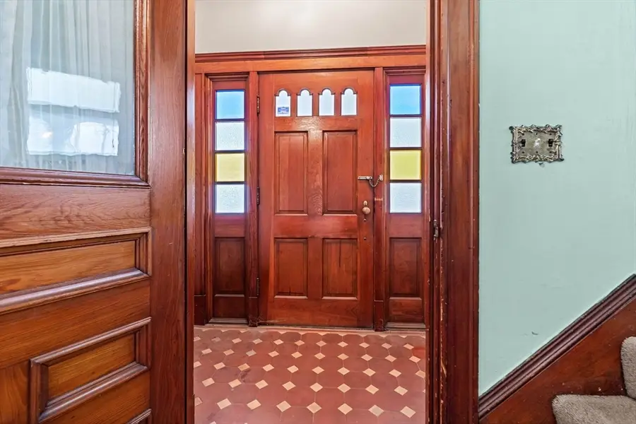 501 Main St, Haverhill, MA 01830 - #2