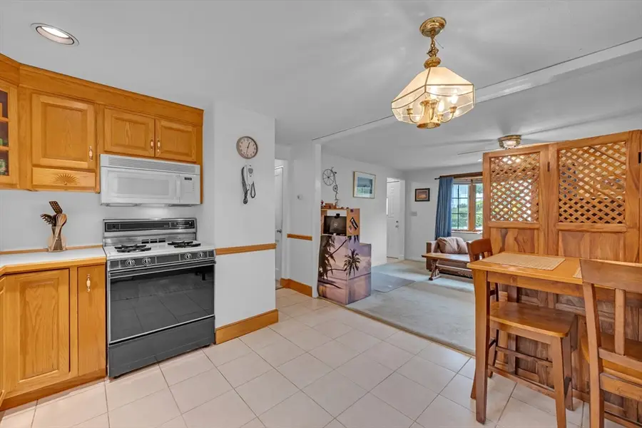 136 Washington St, Norwood, MA 02062 - #3