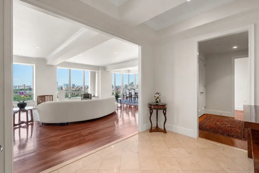 2 Avery Street #21E, Boston, MA 02111 - #3