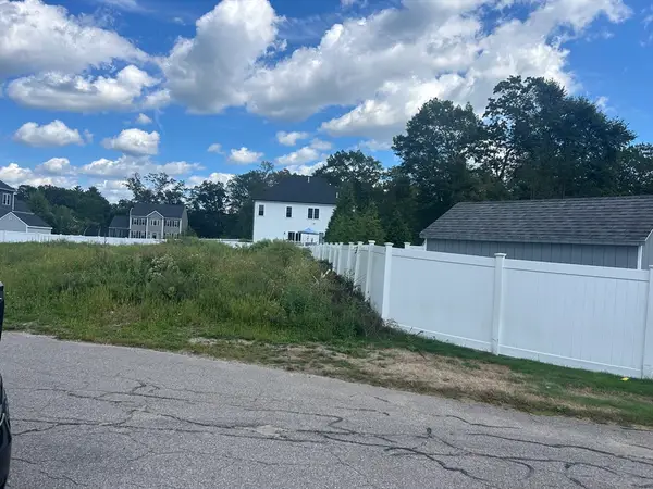 11 Primrose Terrace, North Attleboro, MA 02760