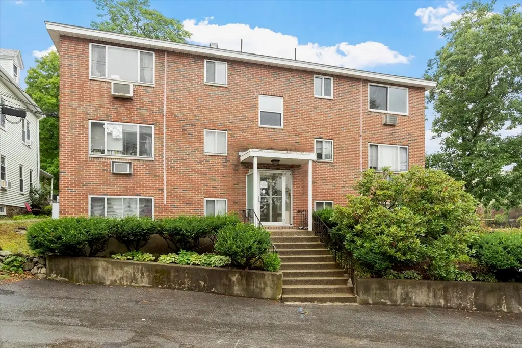 6 Norumbega Terrace #8, Waltham, MA 02453 - #1
