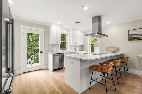 101B Market Street #B, Amesbury, MA 01913