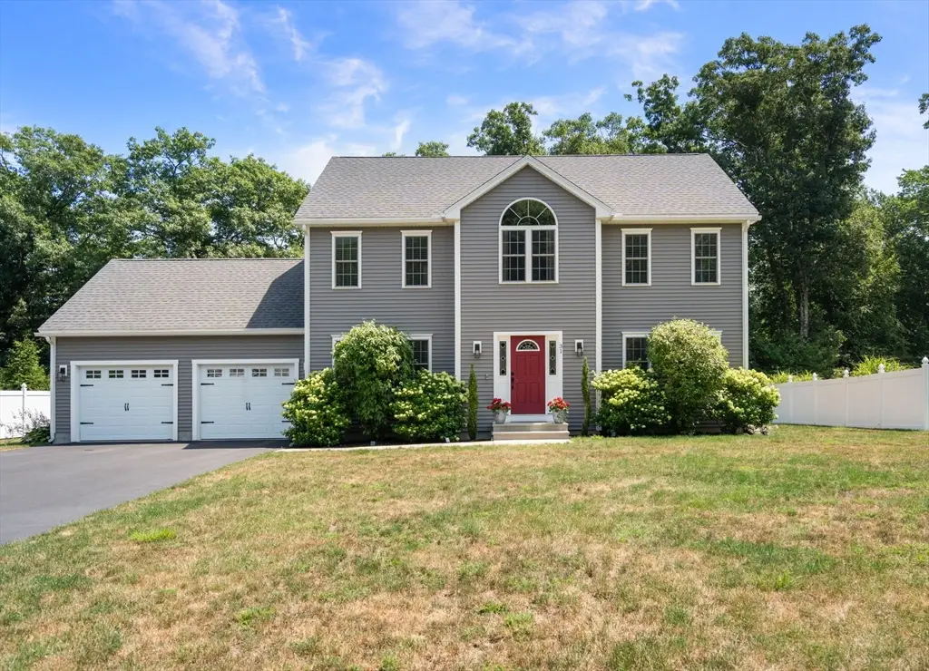 31 Brookside Dr, Douglas, MA 01516 - #1