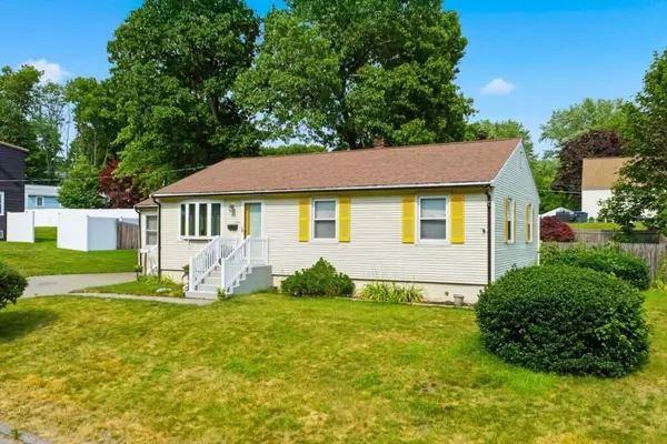 22 Monterey Drive, Methuen, MA 01844
