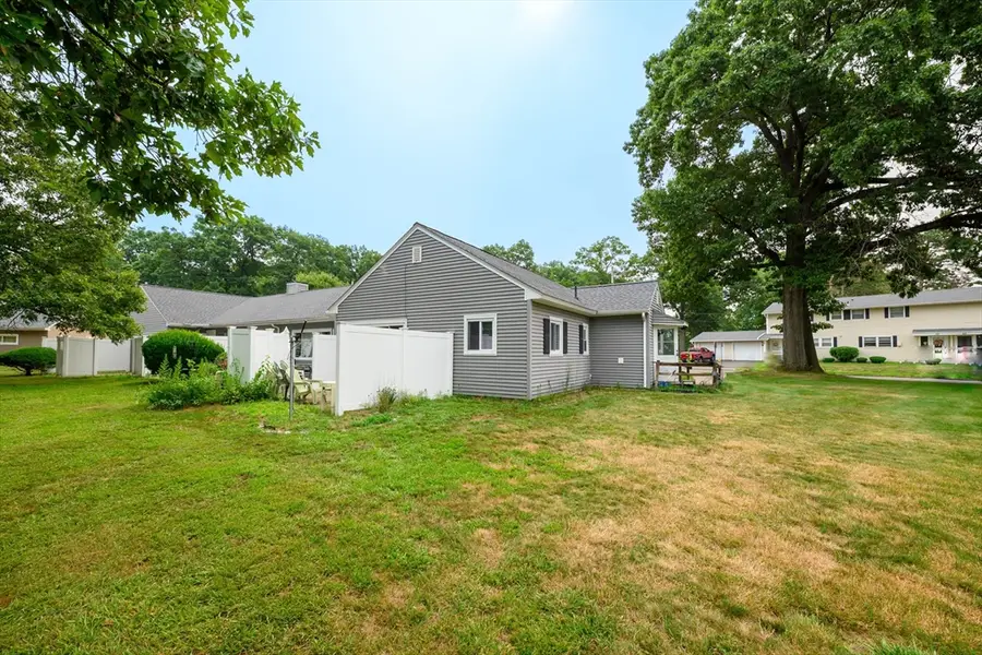 54 Meadowlark Ln #54, Chicopee, MA 01022 - #3