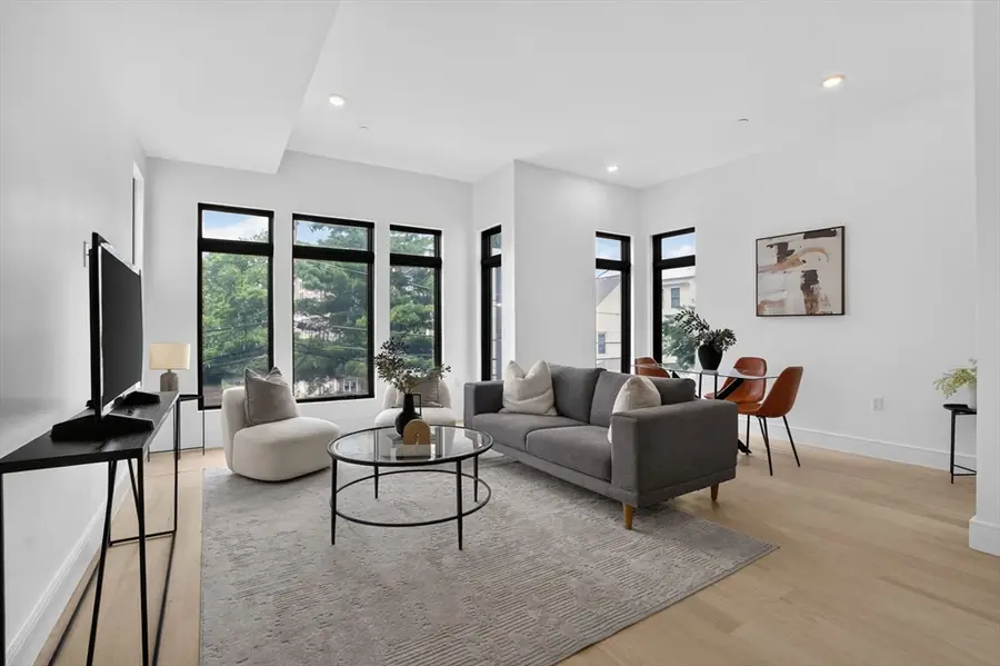 15 Clyde St #E, Somerville, MA 02145 - #2